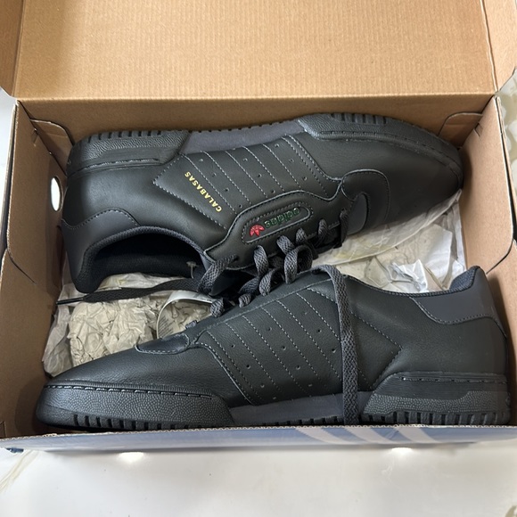 COPY - Adidas Yeezy Powerphase - Picture 2 of 5